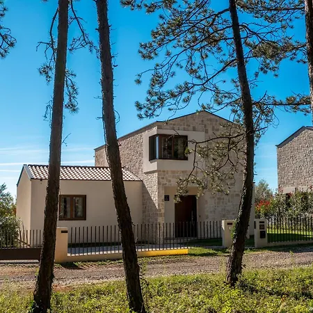 Casa Venus * Majkusi